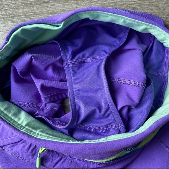 Ivivva by Lululemon Relay Racer Shorts - Picture 10 of 10